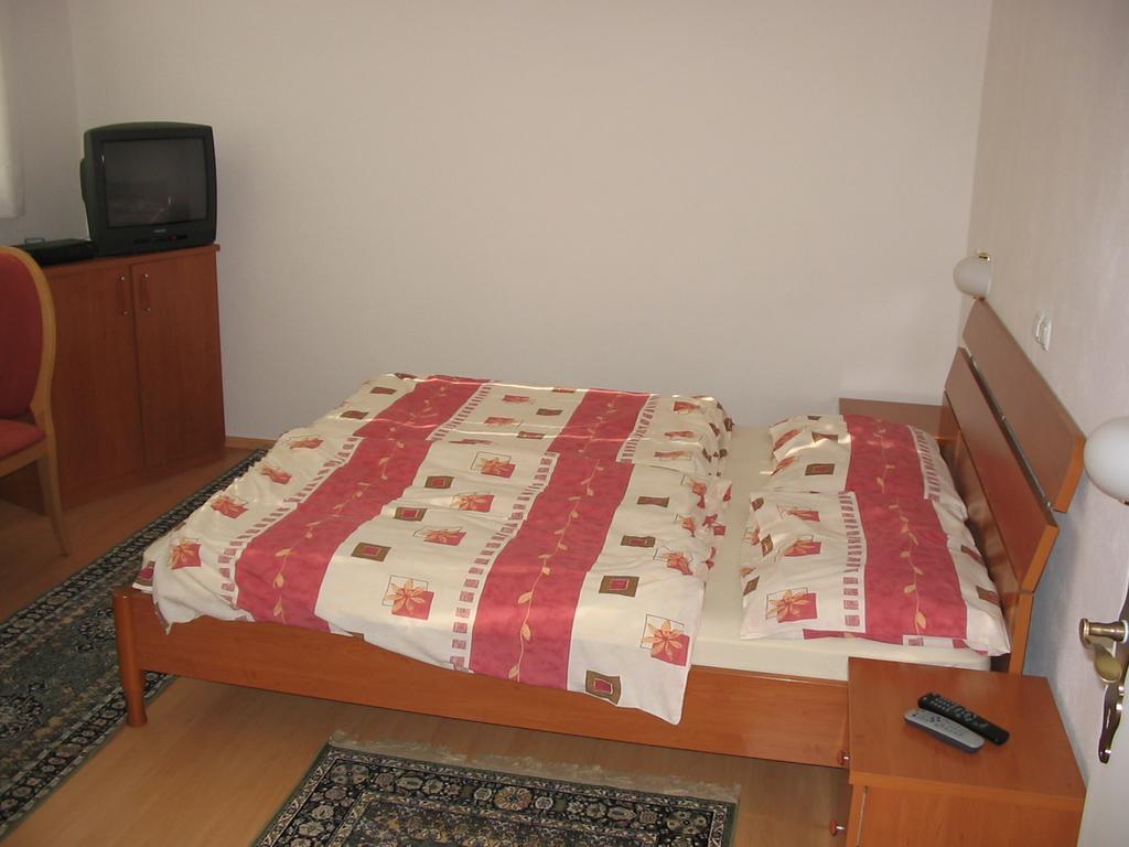 Apartment Lipar Preddvor Exterior foto